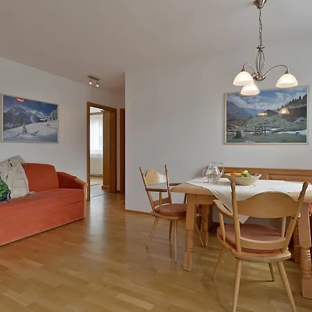 Apartment Haus Der Mitte Mayrhofen